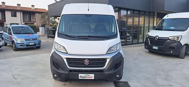 Usata Fiat Ducato 33 131 CV (96 kW) 2018 Bianco pastello Furgone