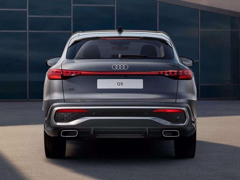 Nuova Audi Q5 Sportback S-Line 204 CV (150 kW) 2026 Grigio tambora metallico SUV