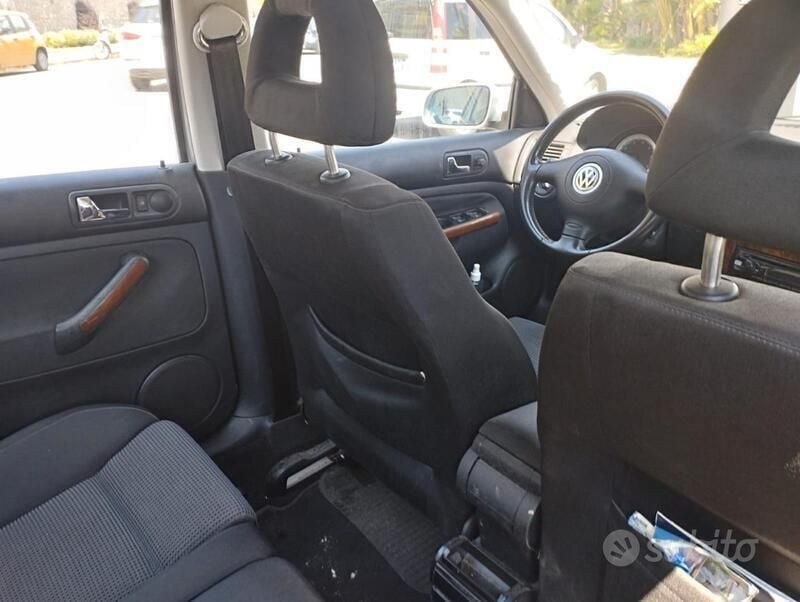 Usata VW Bora 102 CV (75 kW) 2002 Grigio Berlina