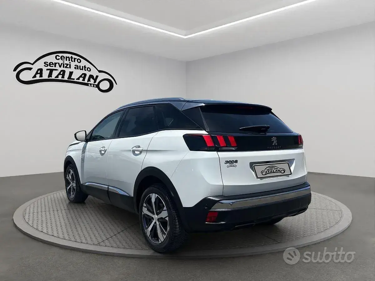 Usata Peugeot 3008 S 131 CV (96 kW) 2018 Bianco SUV
