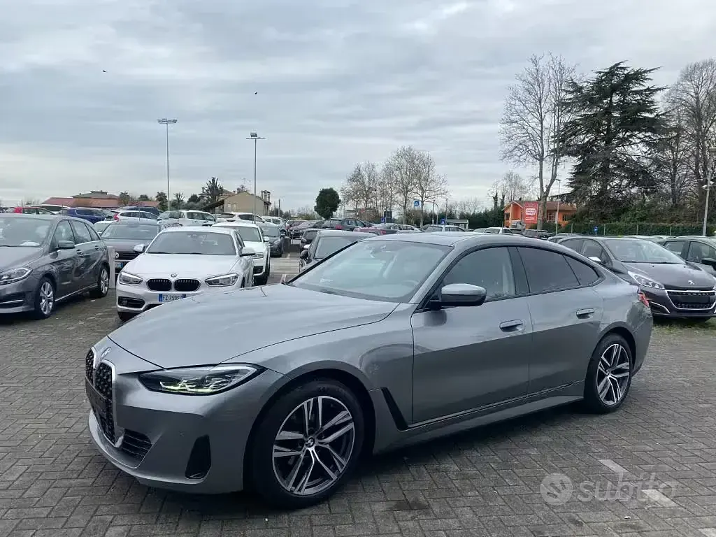 Usata BMW 420 Coupé 184 CV (135 kW) 2021 Skyscraper grau Coupé