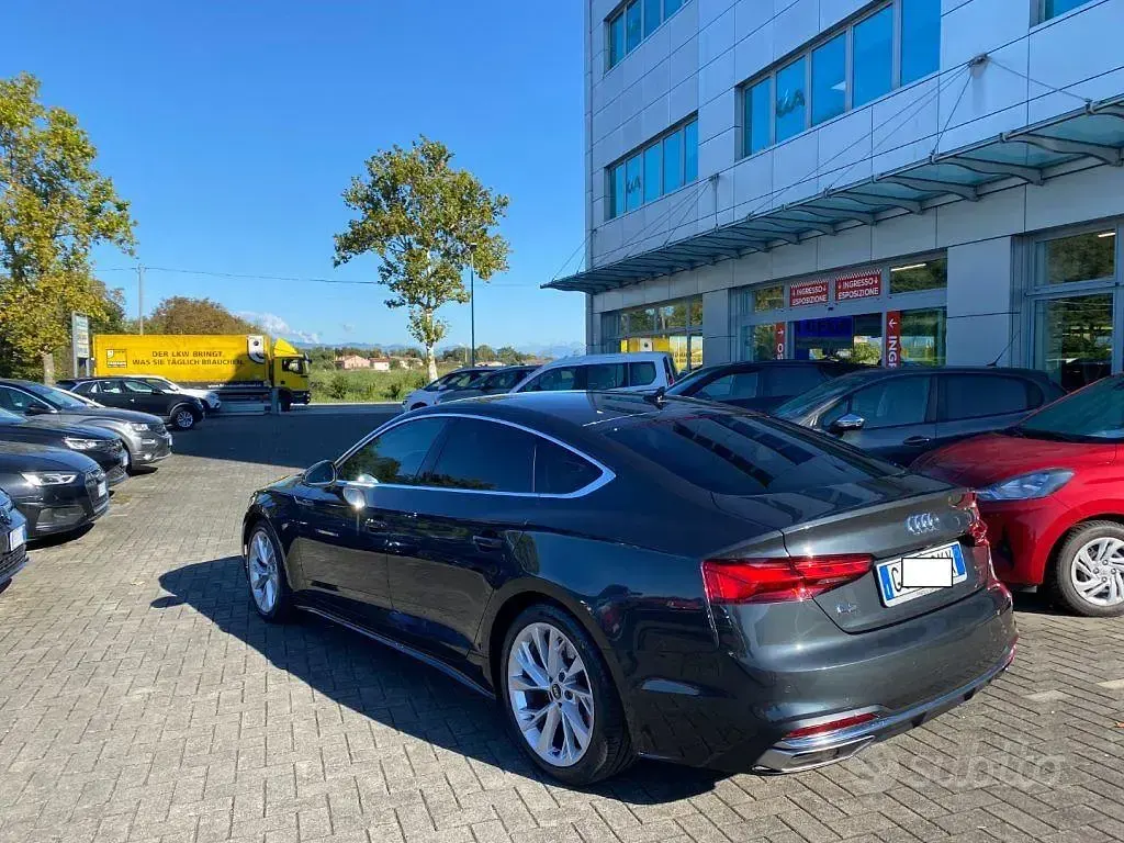 Usata Audi A5 Advanced 204 CV (150 kW) 2022 Grigio manhattan Coupé