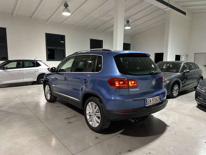 Usata VW Tiguan Sportline 140 CV (102 kW) 2012 Blu SUV