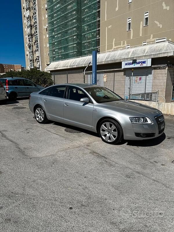 Grigio Usata 2009 Audi A6 Tre volumi | 3500 € (Buon prezzo) - Immagine 1/4