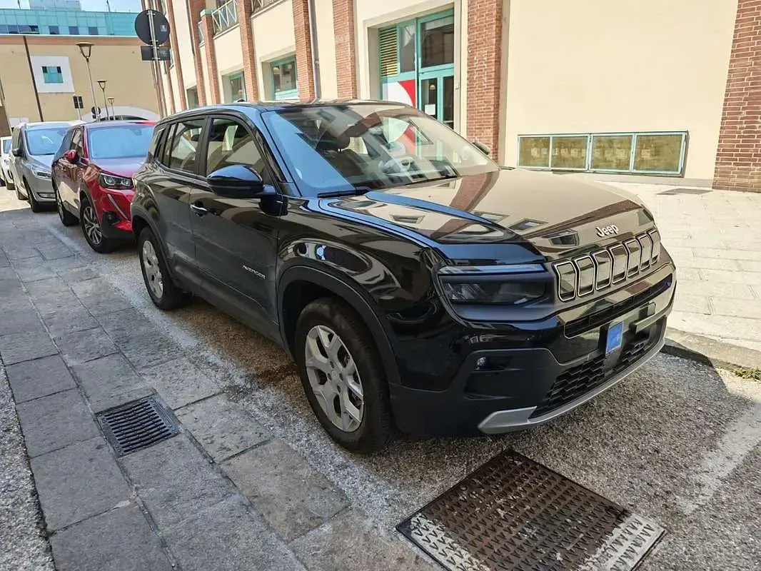 Usata Jeep Avenger EV 61 kW (84 CV) 2024 Nero SUV