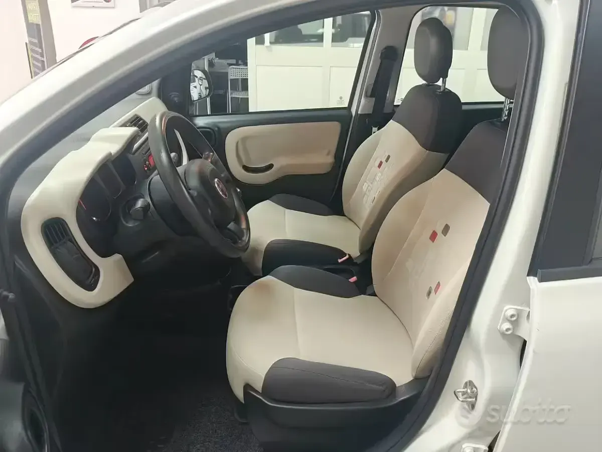 Usata Fiat Panda Easy 69 CV (50 kW) 2016 Bianco Utilitaria