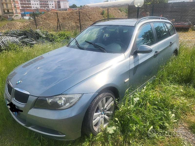 Usata BMW 320 163 CV (119 kW) 2005 Marrone Station wagon
