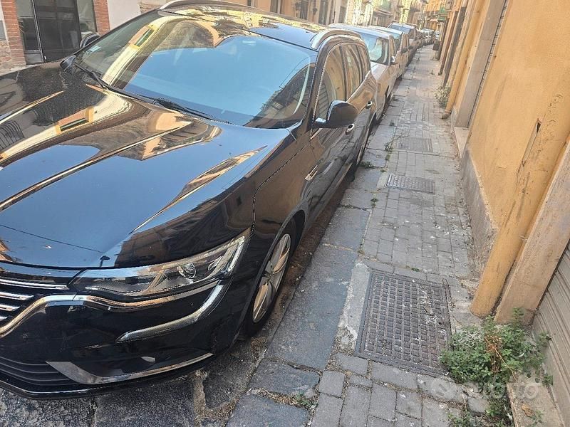 Usata Renault Talisman 131 CV (96 kW) 2016 Nero Station wagon