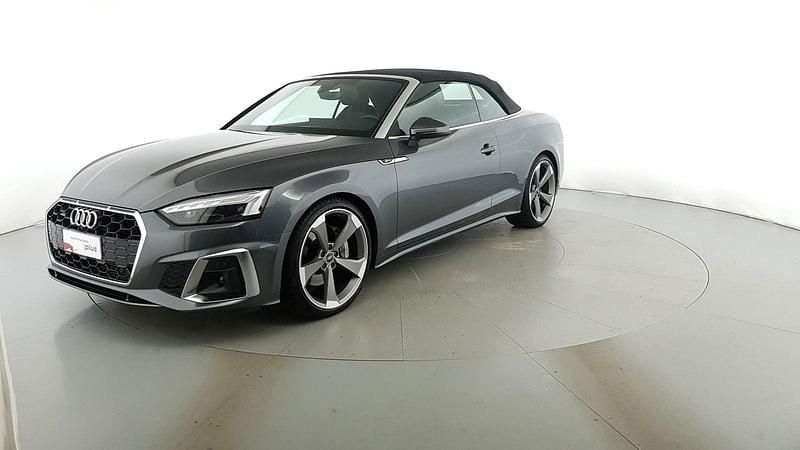 Usata Audi A5 Cabriolet S-Line 265 CV (194 kW) 2023 Grigio daytona Cabrio