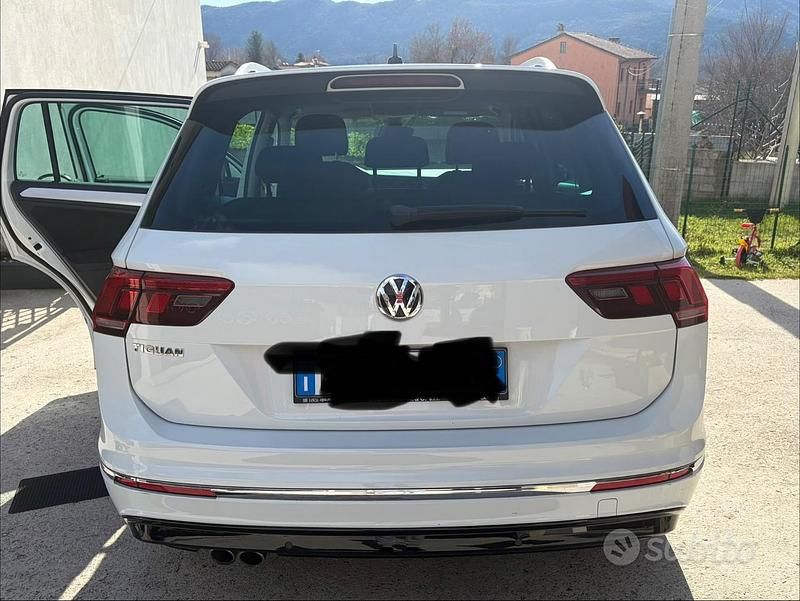 Usata VW Tiguan Sportline 116 CV (85 kW) 2019 Bianco SUV