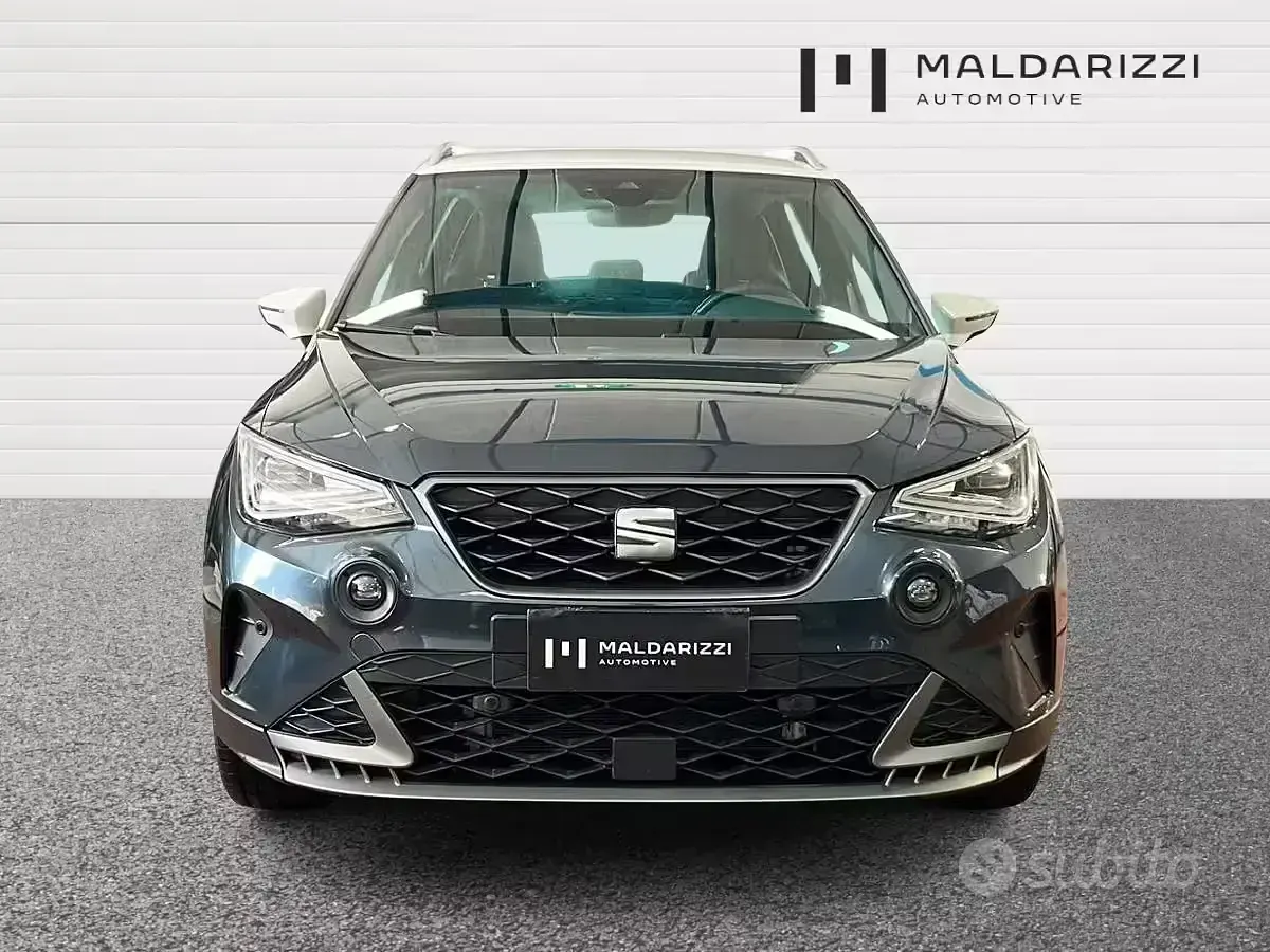 Usata Seat Arona FR 95 CV (69 kW) 2023 Grigio SUV