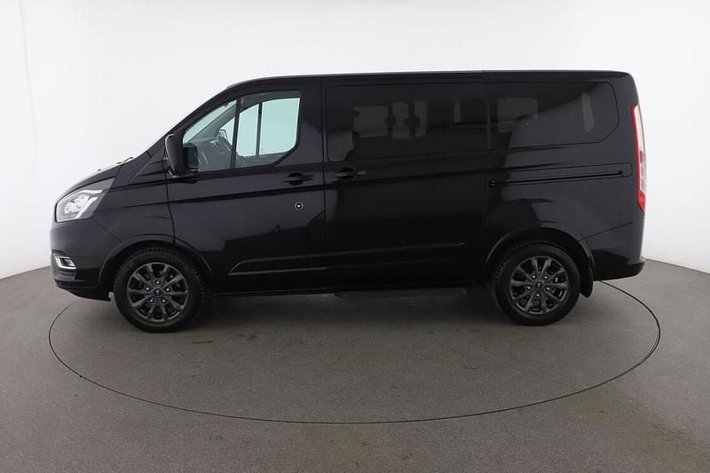 Usata Ford Tourneo Custom Titanium 131 CV (96 kW) 2023 Nero Furgone