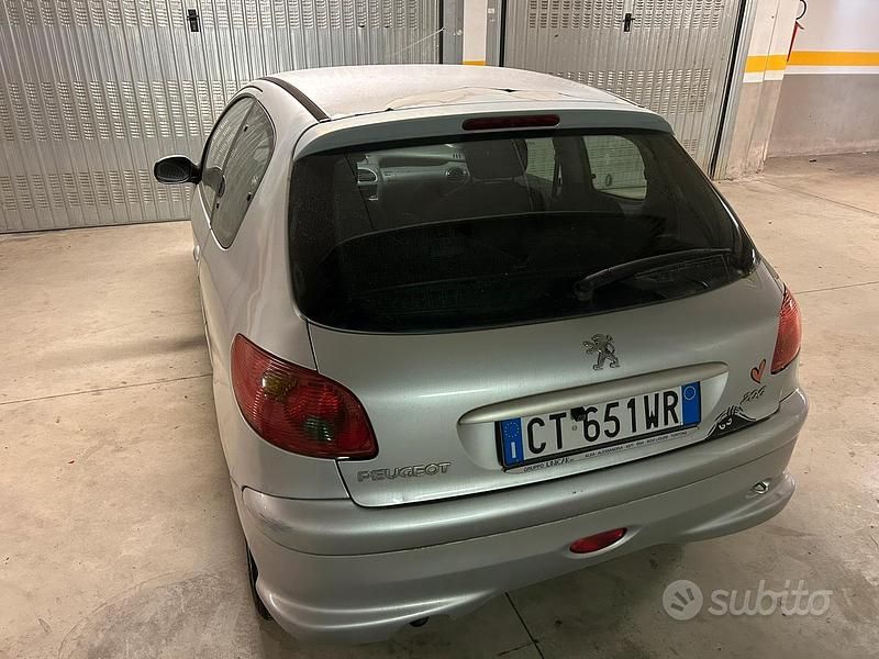 Usata Peugeot 206 2003 Grigio Utilitaria