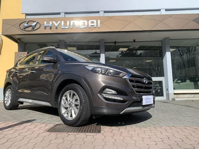 Usata Hyundai Tucson Xpossible 116 CV (85 kW) 2017 Marrone SUV