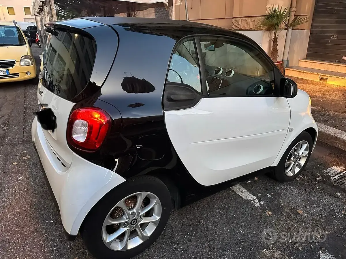 Usata Smart ForTwo Coupé 71 CV (52 kW) 2015 Bianco Coupé