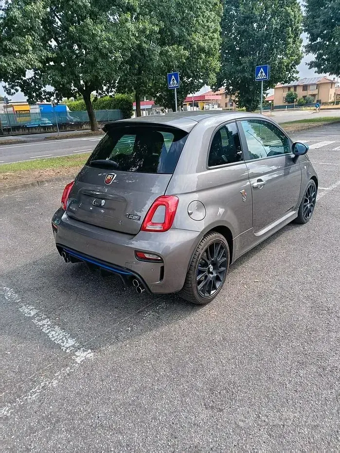 Usata Abarth 595 165 CV (121 kW) 2021 Grigio Berlina