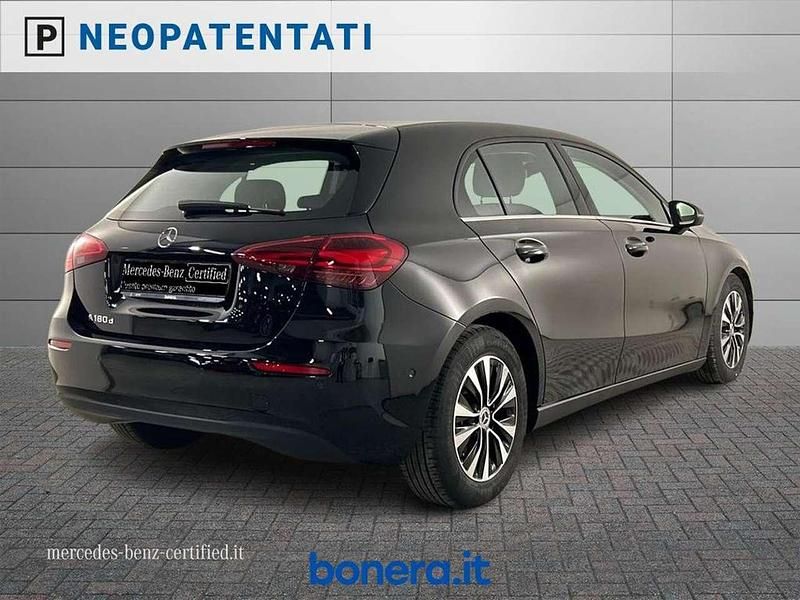 Usata Mercedes A180 Advanced 116 CV (85 kW) 2025 Nero notte Berlina