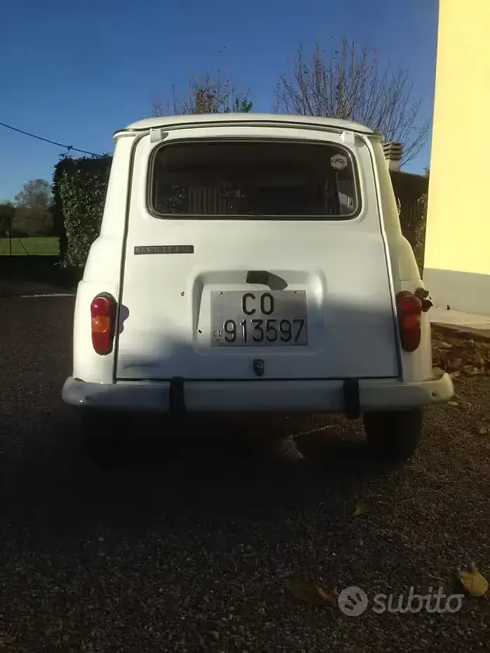 Usata Renault R4 34 CV (25 kW) 1984 Bianco Utilitaria