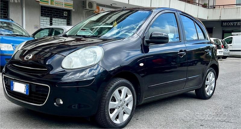 Usata Nissan Micra 80 CV (58 kW) 2012 Nero Utilitaria