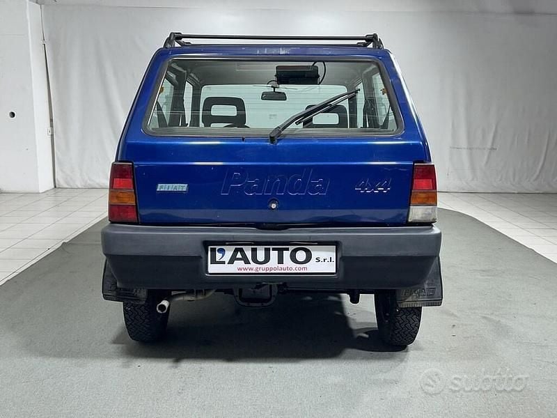 Usata Fiat Panda 4x4 Trekking 54 CV (39 kW) 2001 Blu Utilitaria