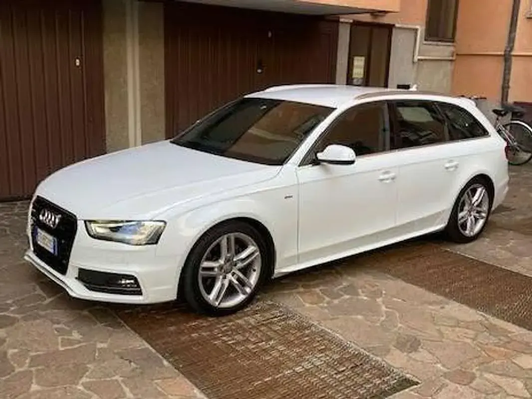 Usata Audi A4 S-Line 190 CV (139 kW) 2015 Bianco Station wagon