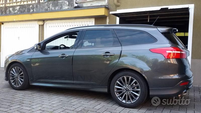 Usata Ford Focus ST-Line 120 CV (88 kW) 2018 Station wagon