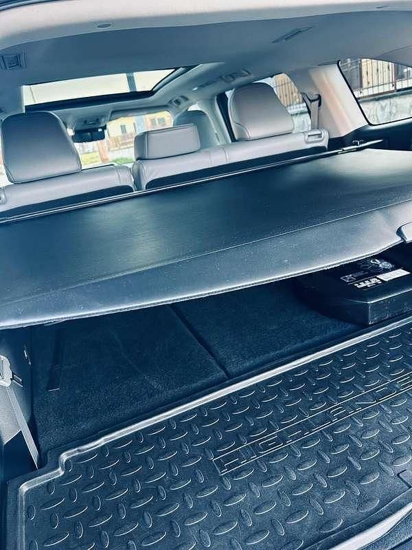 Usata Toyota Highlander Executive 190 CV (139 kW) 2022 Blu/azzurro SUV