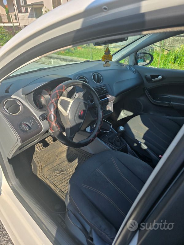 Usata Seat Ibiza 2011 Bianco Berlina