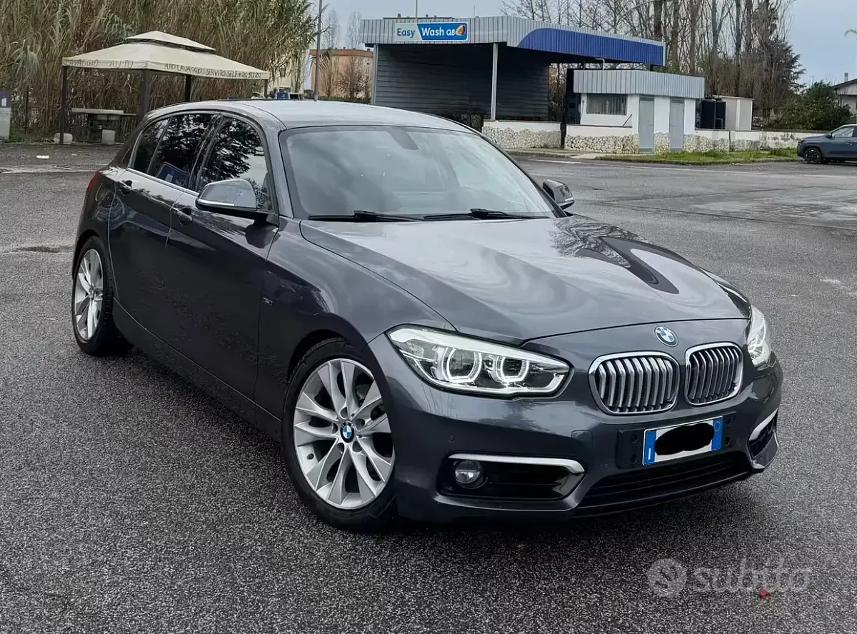 Usata BMW 118 Comfort Edition 150 CV (110 kW) 2015 Grigio Utilitaria
