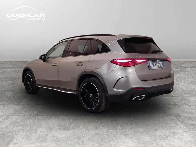 Usata Mercedes GLC300e Advanced Plus 333 CV (244 kW) 2023 Grigio SUV