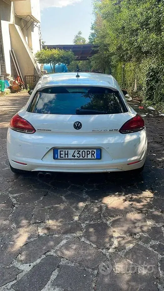 Usata VW Scirocco 140 CV (102 kW) 2011 Bianco Coupé