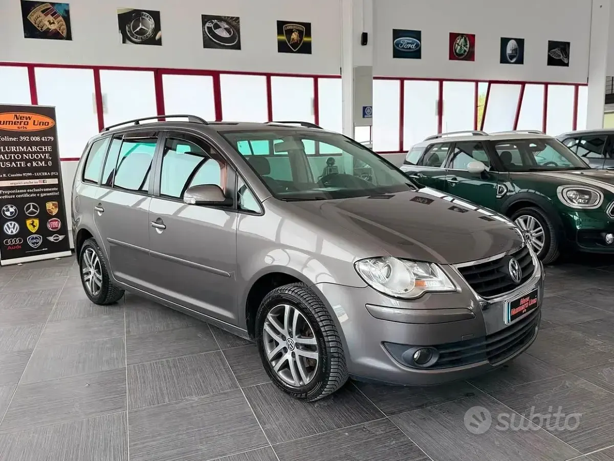 Usata VW Touran Trendline 105 CV (77 kW) 2007 Grigio Monovolume