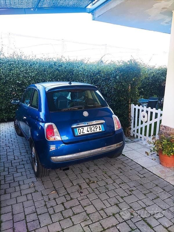 Usata Fiat 500 75 CV (55 kW) 2009 Blu Utilitaria