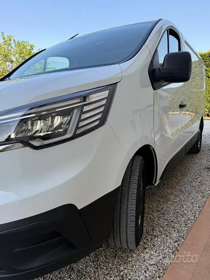 Usata Renault Trafic 150 CV (110 kW) 2026 Bianco Monovolume