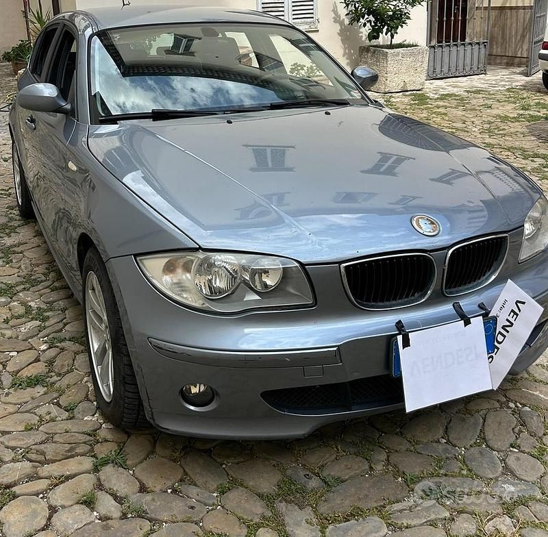 Usata BMW 120 163 CV (119 kW) 2007 Blu Utilitaria