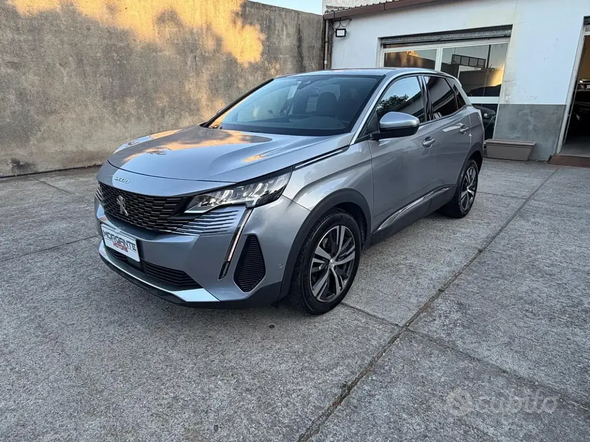 Usata Peugeot 3008 Allure 131 CV (96 kW) 2021 Grigio SUV