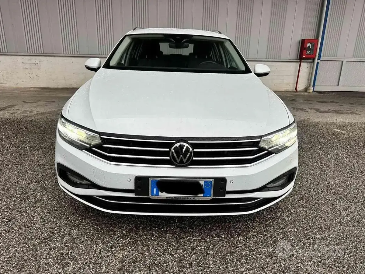 Occasion VW Passat Business 150 PK (110 kW) 2023 Wit Stationwagen