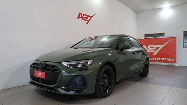 Verde Nuova 2025 Audi A3 Sportback S-Line Due volumi | 42.800 € (Cara) - Immagine 1/4