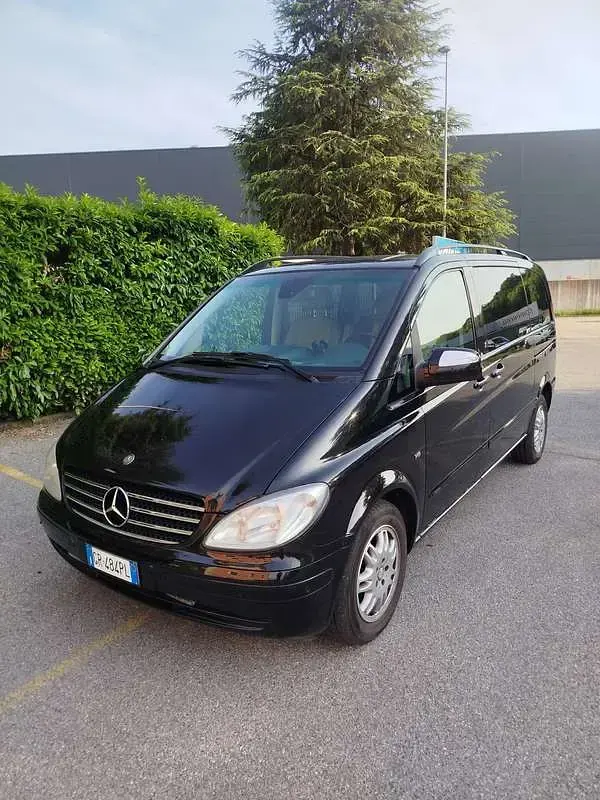 Begagnad Mercedes Viano 204 HK (150 kW) 2010 Minibuss