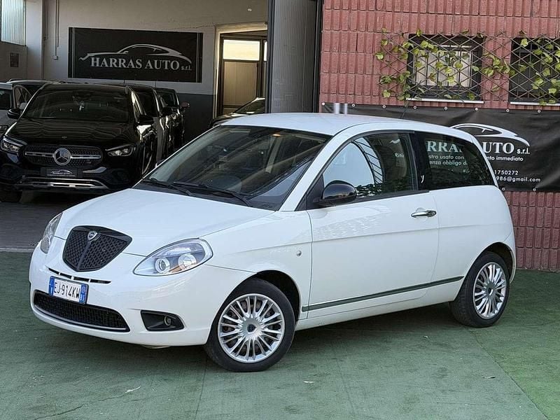 Usata Lancia Ypsilon Platinum 75 CV (55 kW) 2011 Utilitaria