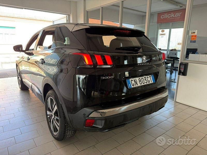 Usata Peugeot 3008 S 131 CV (96 kW) 2023 Nero SUV