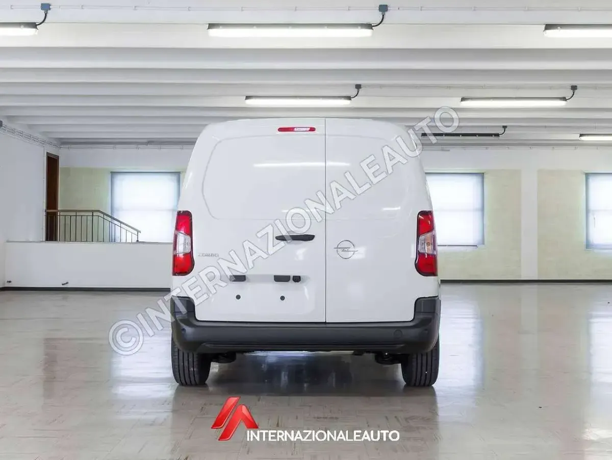 Nuova Opel Combo 101 CV (74 kW) 2025 Bianco Monovolume