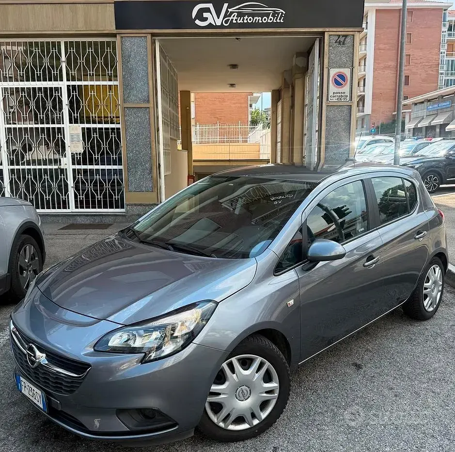 Usata Opel Corsa Innovation 90 CV (66 kW) 2018 Grigio Utilitaria