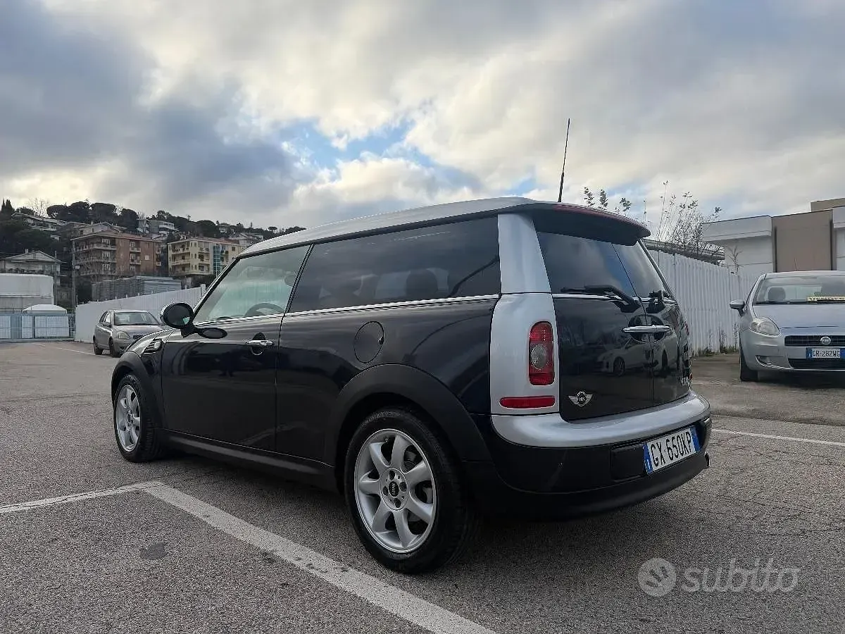 Usata Mini Cooper Clubman 90 CV (66 kW) 2012 Nero Station wagon