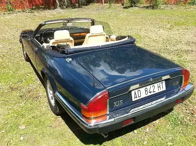 Usata Jaguar XJS 284 CV (208 kW) 1991 Bluazzurro Cabrio