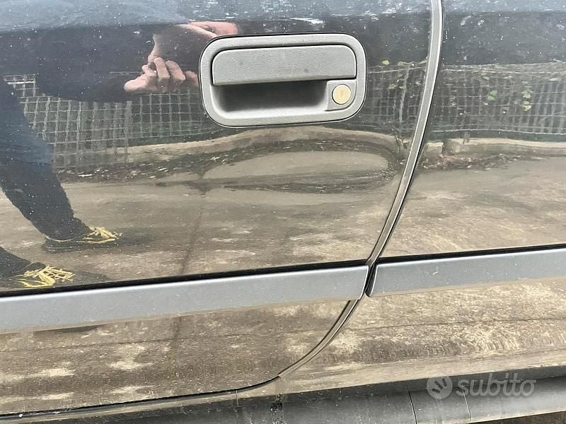 Usata Opel Calibra 150 CV (110 kW) 1994 Nero Coupé