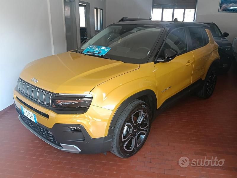 Usata Jeep Avenger Summit 100 CV (73 kW) 2024 Giallo SUV