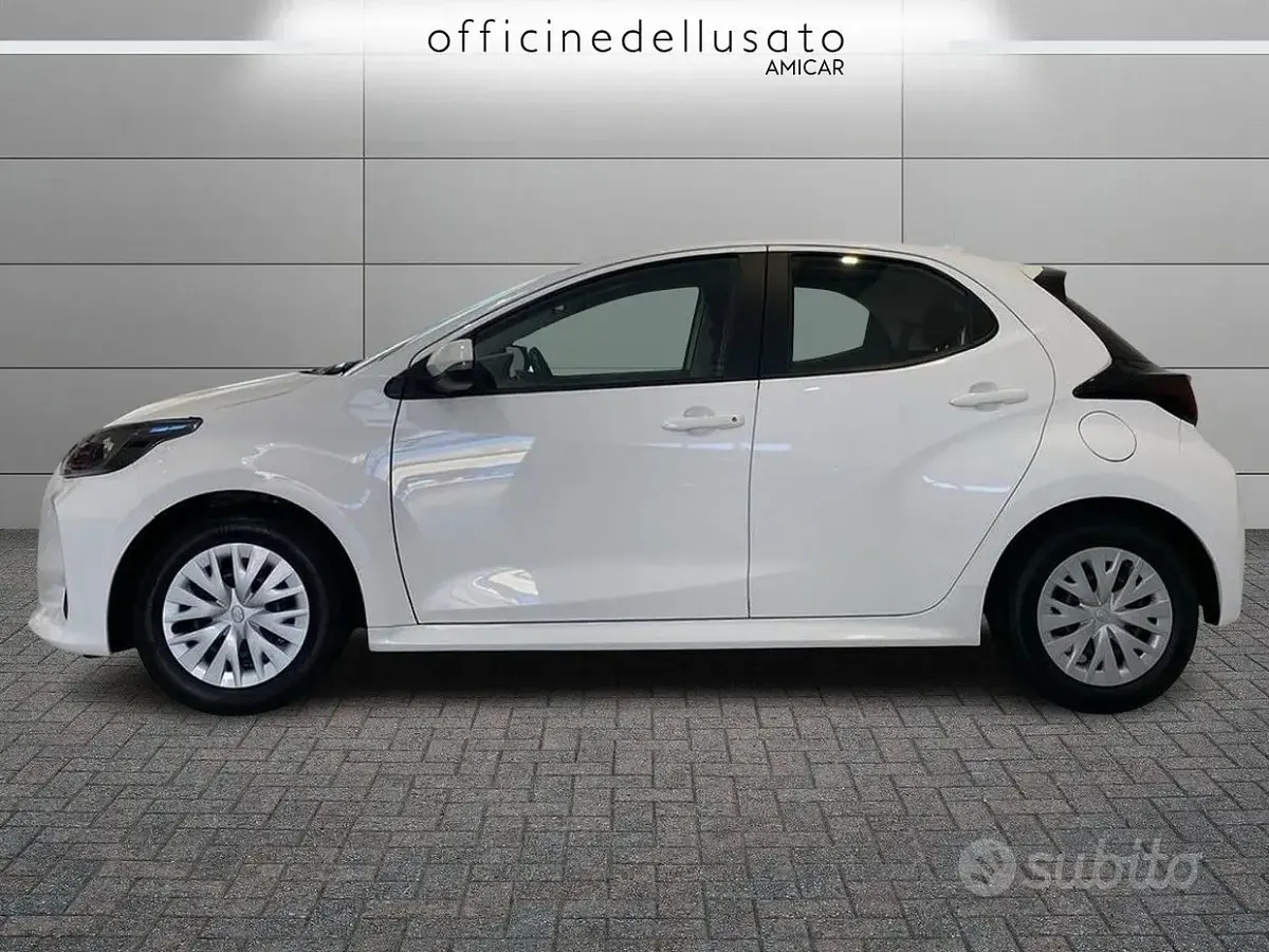 Usata Toyota Yaris Active 72 CV (52 kW) 2023 Other Utilitaria