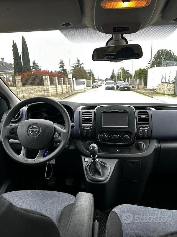 Usata Opel Vivaro 95 CV (69 kW) 2018 Bianco Monovolume
