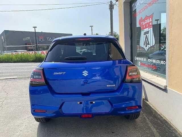 Usata Suzuki Swift 82 CV (60 kW) 2024 Blu Utilitaria